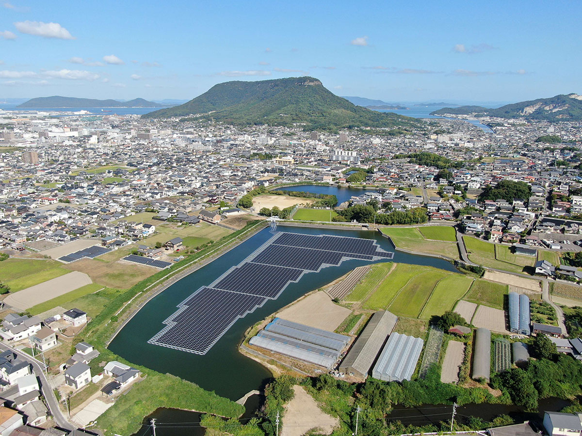 よんでん太陽光